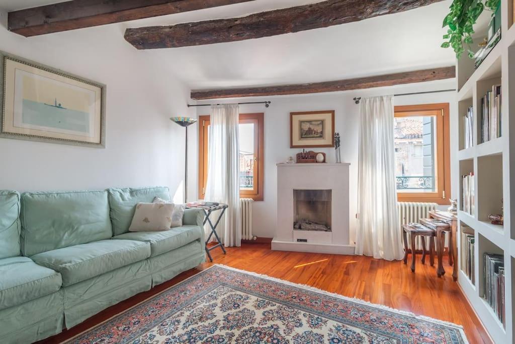 Apartment Charming Loft With Roof Terrace Close To S. Marco *